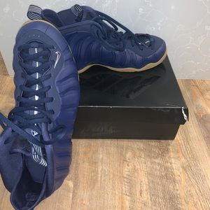 Size 12 Nike Air Foamposite One